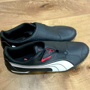 Men’s Puma shoes. Size 10 great condition